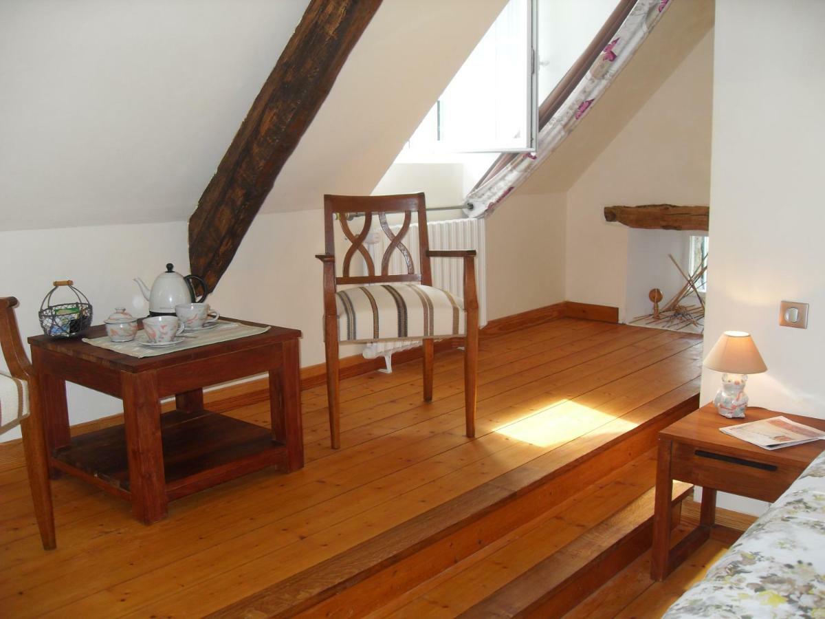 Les Goubelins Bed and Breakfast La Lande-d'Airou Eksteriør billede